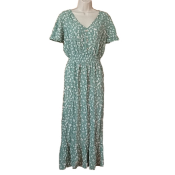 Kindred Dresses & Skirts - Kindred Pull on Elastic waist Maxi Dress. 1X